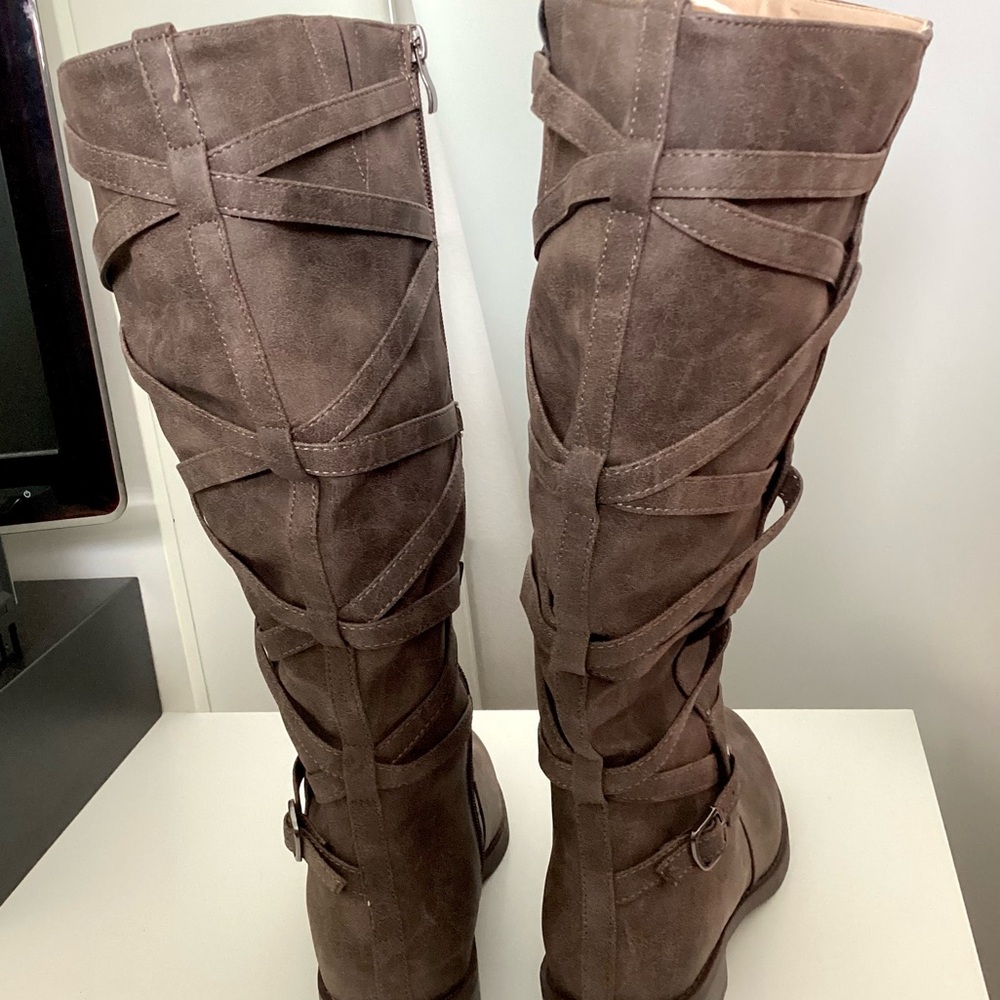 \Journee Collection\ Carly Wide Calf Riding Boot - Picture 12 of 15